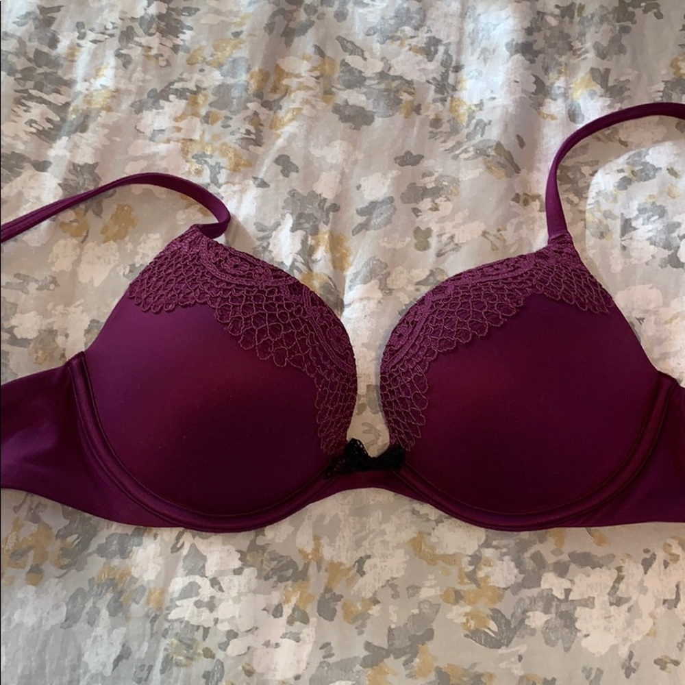Victoria’s Secret Body by Victoria push up bra